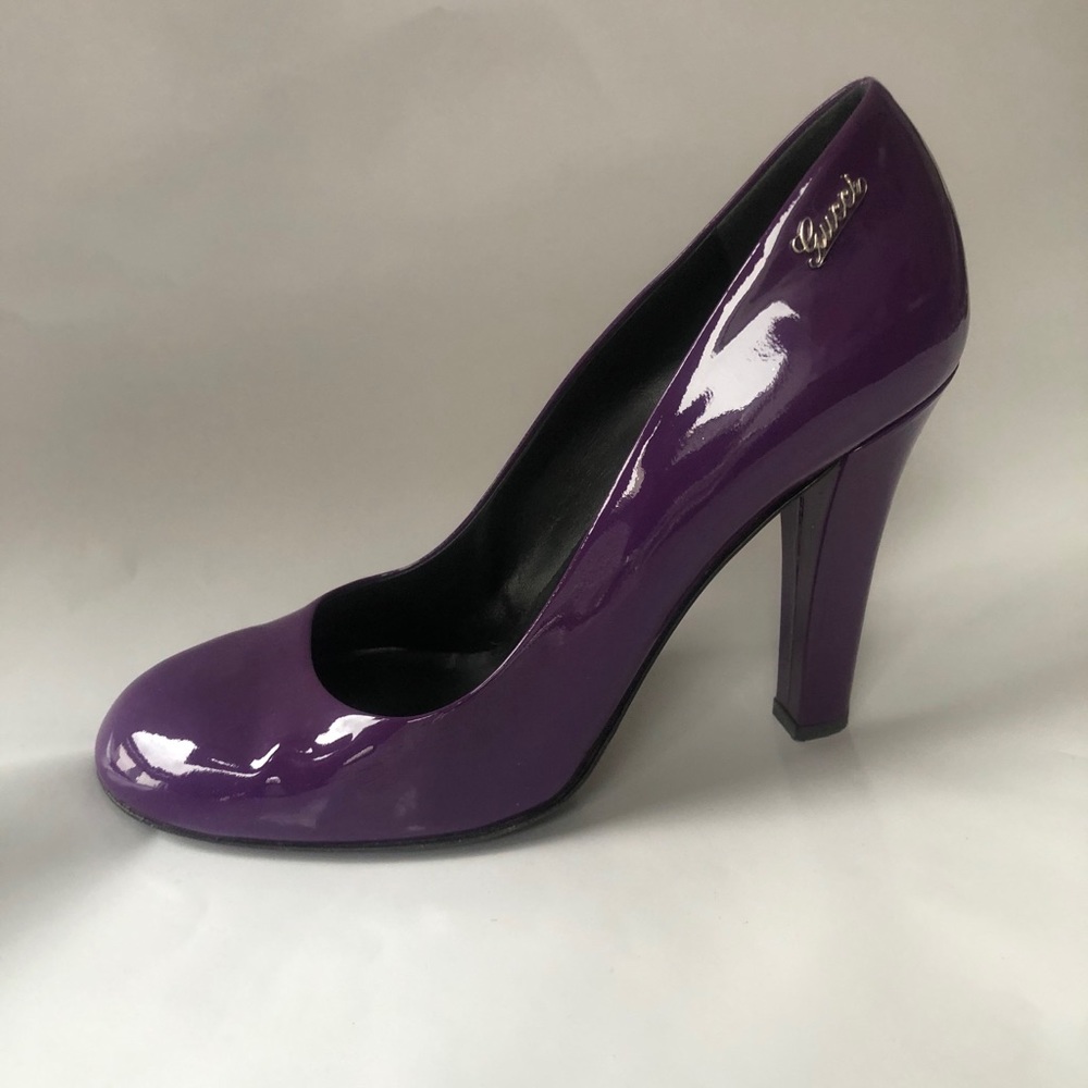 Gucci round toe leather 4” heel pump